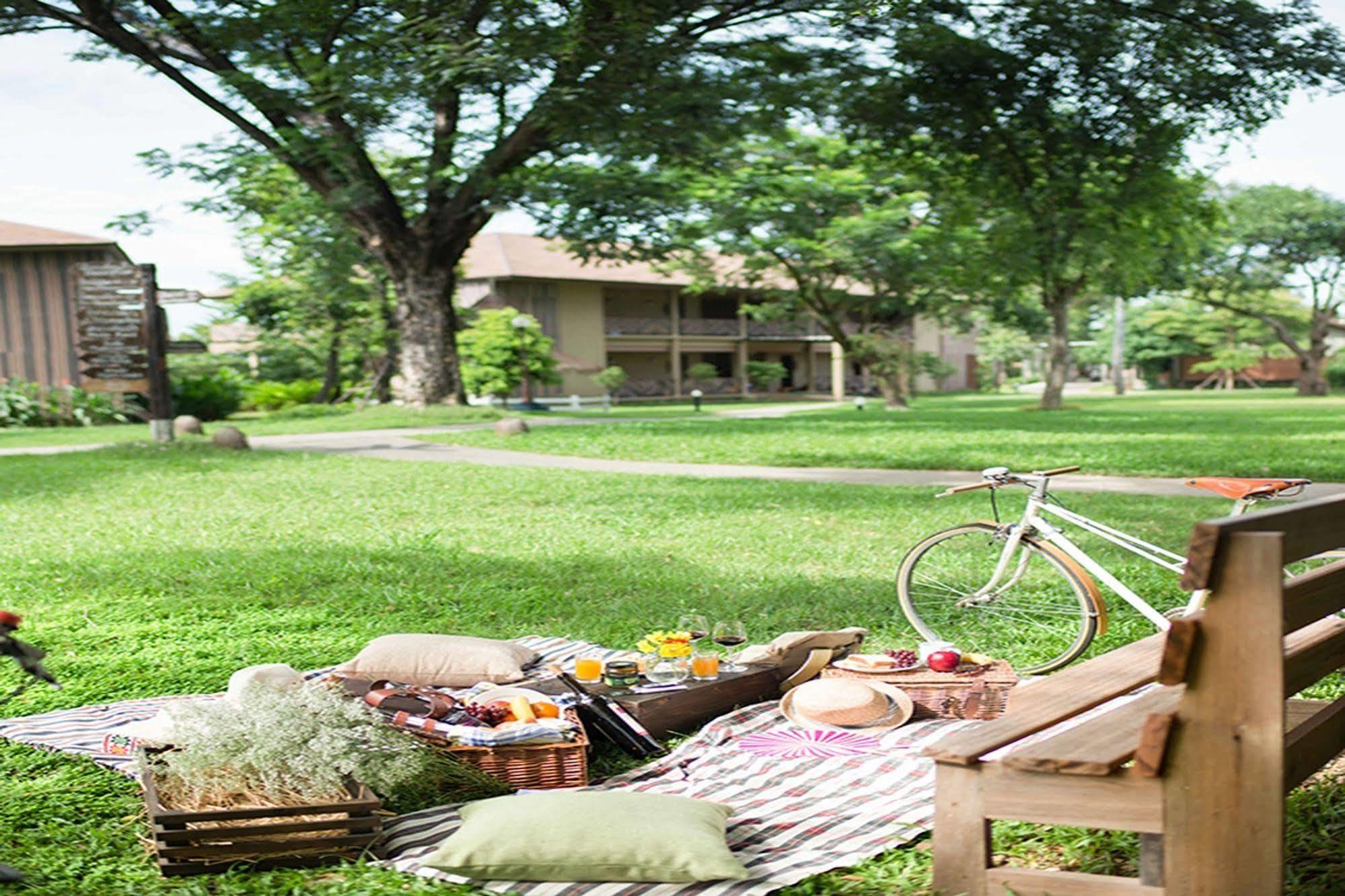 Wishing Tree Resort, Khon Kaen Exterior foto